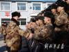 1月26日，临别前，习近平主席与内蒙古军区边防某团一连官兵握手话别，特意嘱咐连队干部，安排好节日期间的生活，让战士们过一个欢乐祥和的新春佳节。