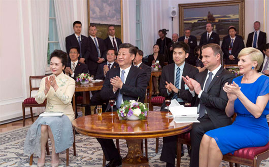 习近平同波兰总统杜达举行会晤