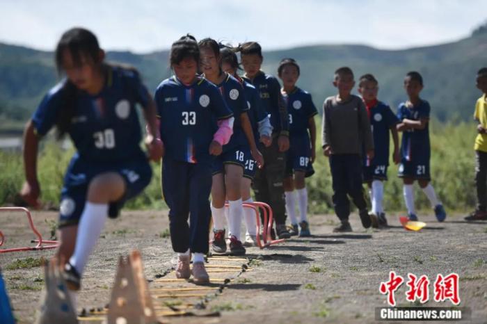 李稻葵：中国的共同富裕为何不是“给穷人发钱，向富人收税”？ 国家品牌网