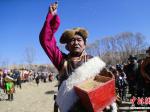 青海贵德举行藏族传统春耕仪式