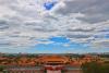 6月6日，在景山公园万春亭上，远眺故宫博物院。中国日报记者 姜东 摄 
